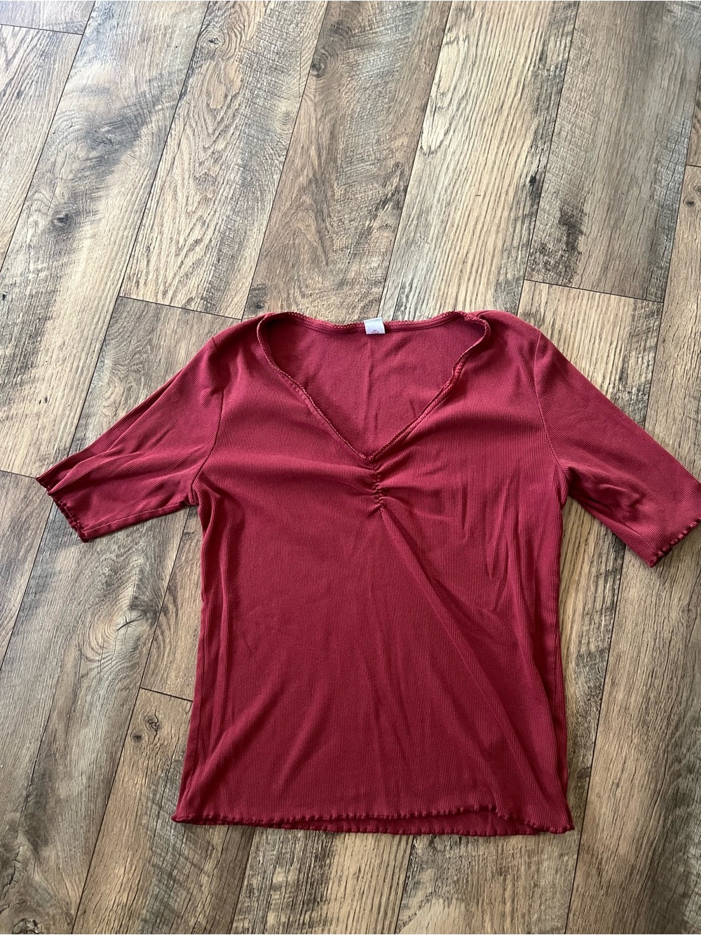 Old navy muted maroon lettuce hem rouched from top large